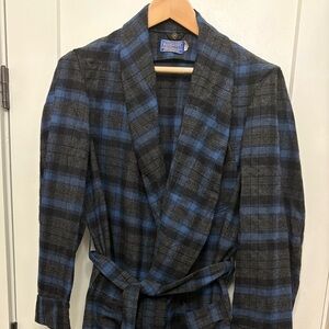 Pendleton Blue and Black Wool Plaid Robe